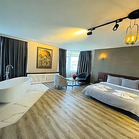 Treekossuite 5*